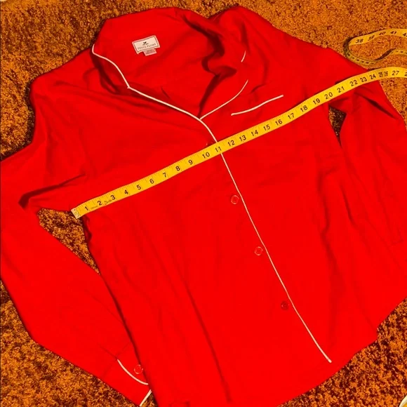 Chic Red Women's Pajama Set with White Trim - Picture 3 of 10